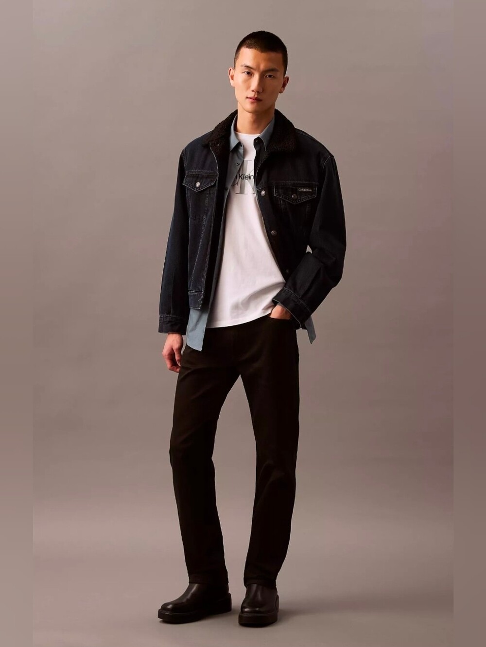 $70 Calvin Klein Mens Straight-Fit Jeans
